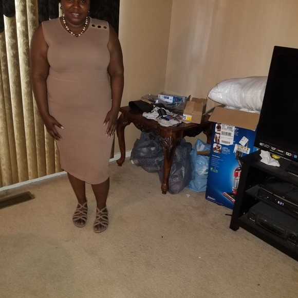 New York & Company Tan Sleeveless Dress w/Side Button Detail XL - Picture 14 of 16